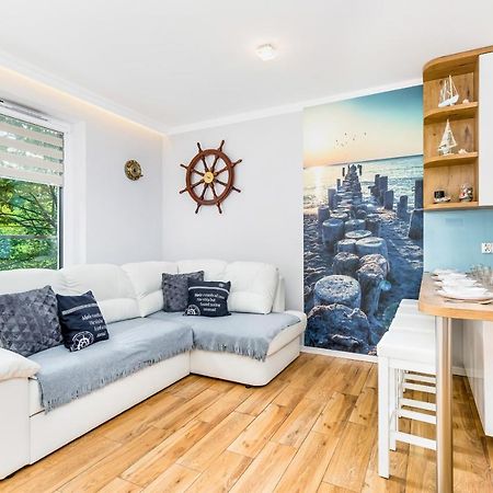 Apartament Mariner By Noclegi Renters 科沃布热格 外观 照片